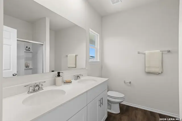 816 Soapberry Dr, New Braunfels, TX 78130 - Image #2