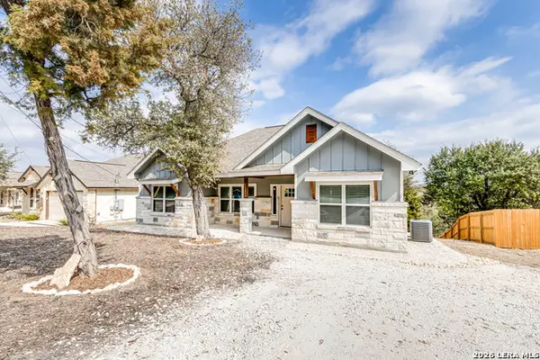 1127 Cedar Bend, Canyon Lake, TX 78133