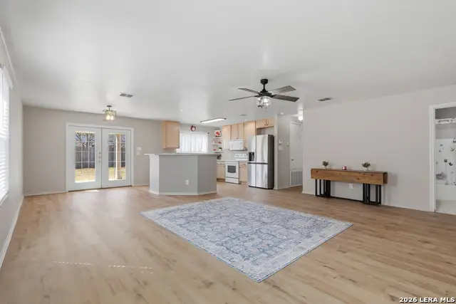 637 Northhill Cir, New Braunfels, TX 78130 - #3