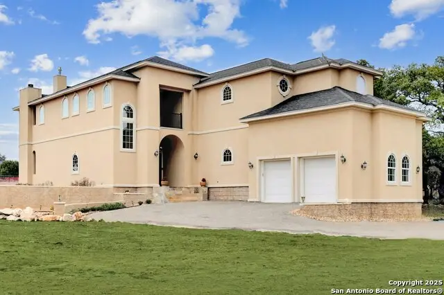 105 N Micah Andrews, Blanco, TX 78606 - #1