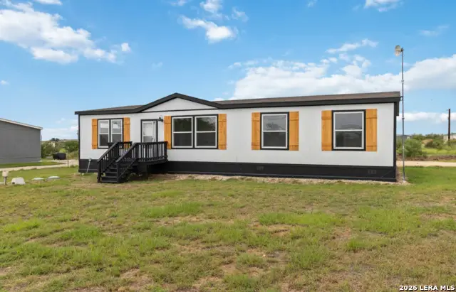 531 County Road 477, Stockdale, TX 78160 - #2