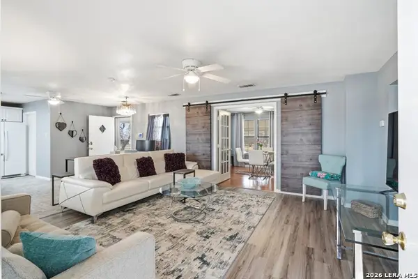 155 Ranch Country, La Vernia, TX 78121