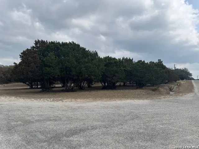 LOT 17 Country Meadow Ln., Lakehills, TX 78063 - #2