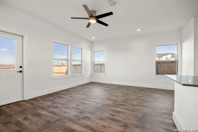 3362 Northwestern Dr, San Antonio, TX 78238 - #2