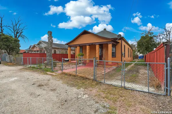 509 S Navidad, San Antonio, TX 78207