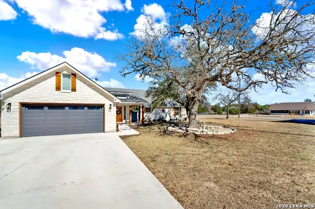 106 Tawny Oak, Bandera, TX 78003 - #1