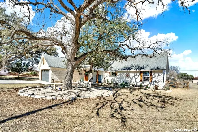 106 Tawny Oak, Bandera, TX 78003 - #2