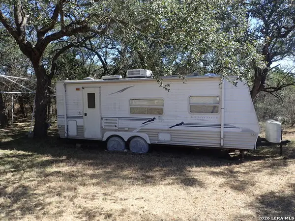 118 Harbor View, Lakehills, TX 78063