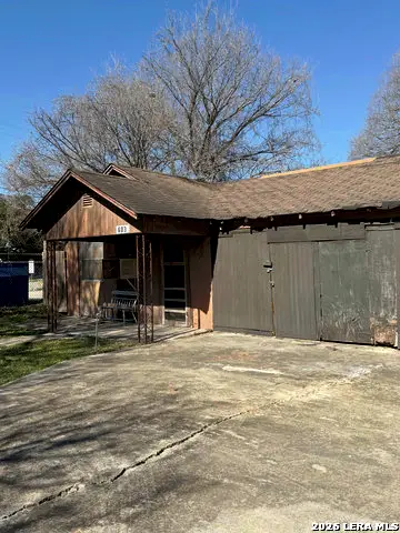 603 W Main, Stockdale, TX 78160 - #2