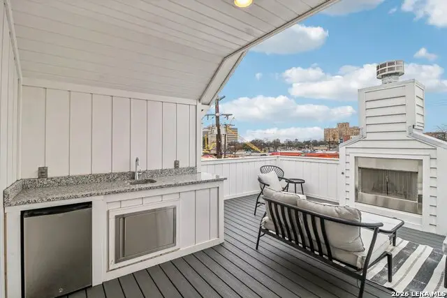 311 E Evergreen #1, San Antonio, TX 78212 - #3