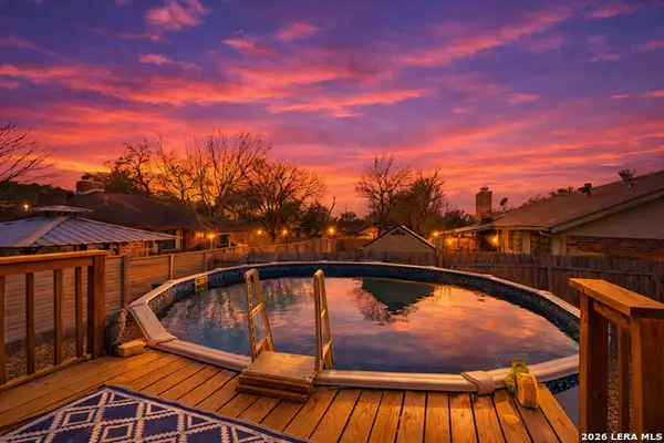 6422 Ridge Circle Dr, San Antonio, TX 78233