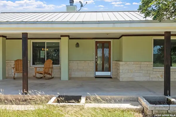 110 Live Oak, Kerrville, TX 78028