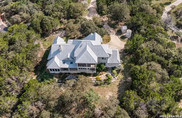 208 Hoskins, Boerne, TX 78006 - #2