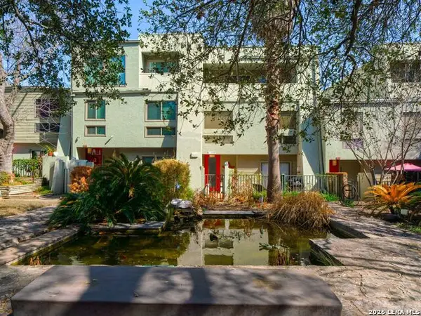 3102 Eisenhauer #C 26, San Antonio, TX 78209