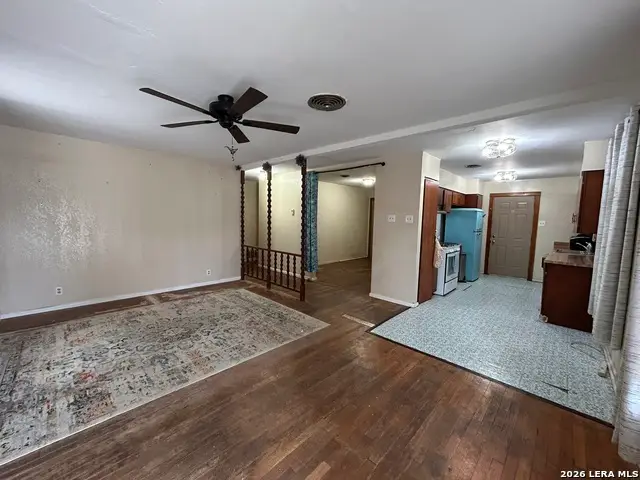 216 Clutter, San Antonio, TX 78214 - #2