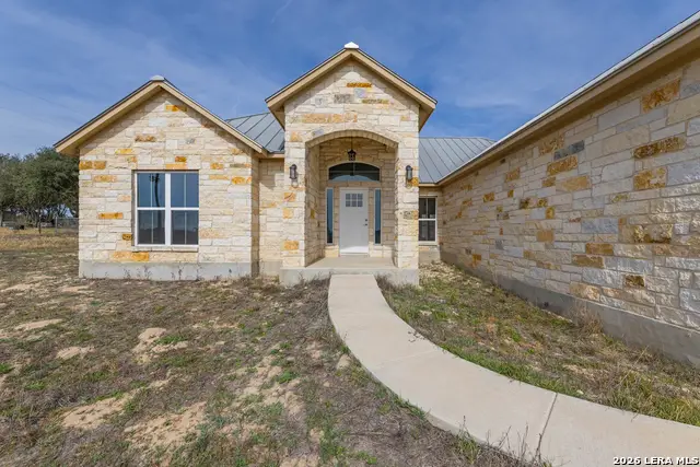 200 Lakeview Cir, La Vernia, TX 78121 - #2