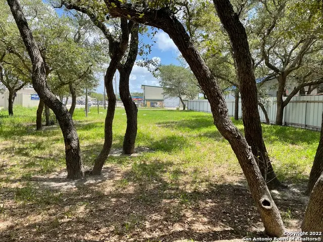 829 S Fuqua St, Rockport, TX 78382 - #3
