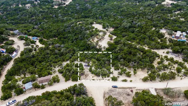 206 Overland, Bandera, TX 78003 - #1