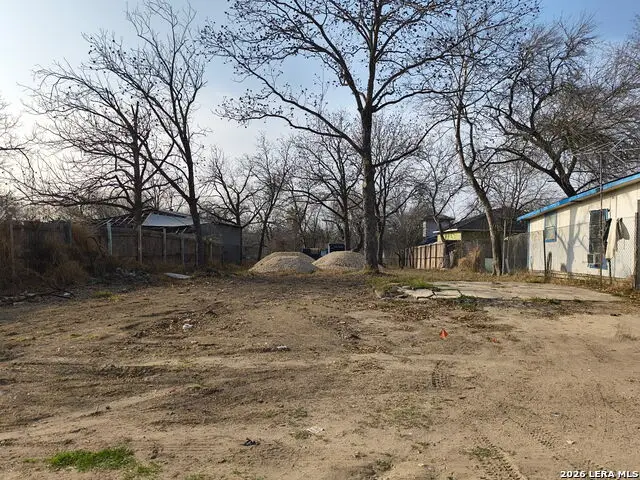 708 4th, Natalia, TX 78059 - #2