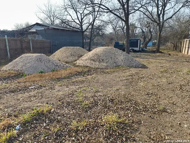 708 4th, Natalia, TX 78059 - #3