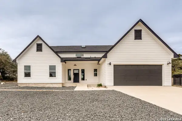 1090 Arcadia, Canyon Lake, TX 78133