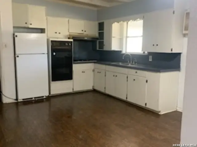 318 W 12th, Shiner, TX 77984 - #3