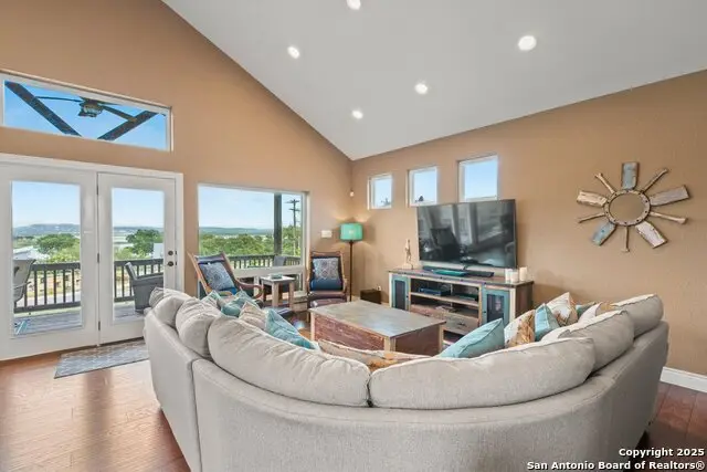 617 Lake Island, Canyon Lake, TX 78133 - #1