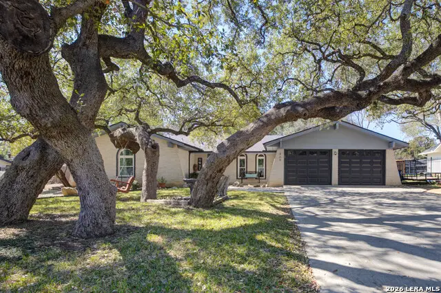 409 Oakwood, New Braunfels, TX 78130 - #1