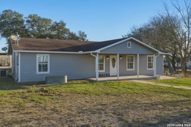 7924 County Road 128, Floresville, TX 78114 - #2