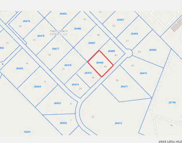 254 Frio Estates Dr, Moore, TX 78057