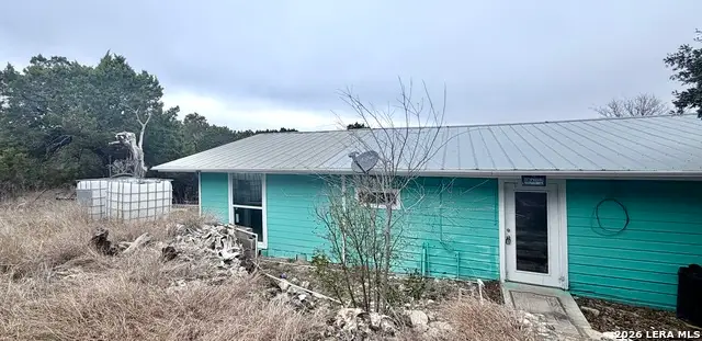 786 39th, Lakehills, TX 78063 - #1