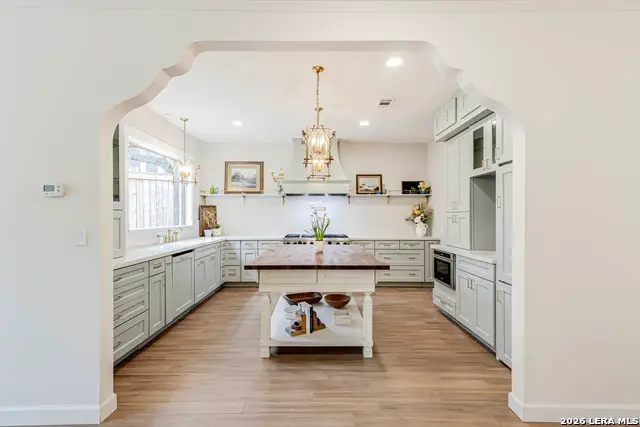 7110 Poniente #E, San Antonio, TX 78209 - #3