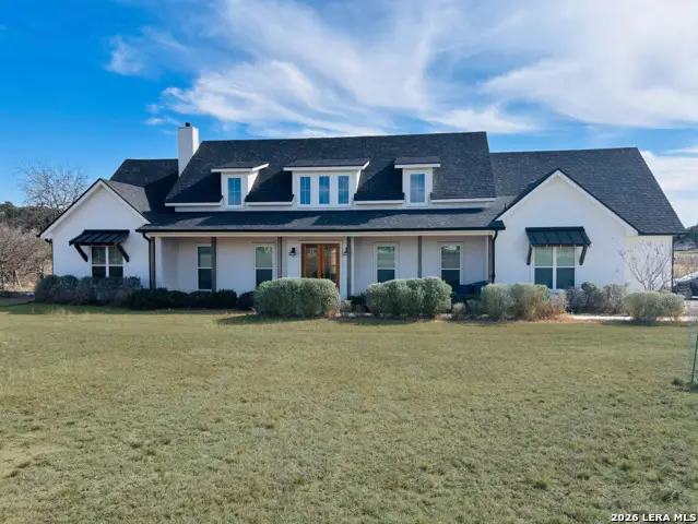 450 Lucky Rdg, Bandera, TX 78003 - #1