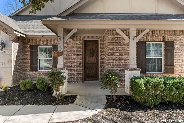221 Ludwig Dr, Boerne, TX 78006 - #2