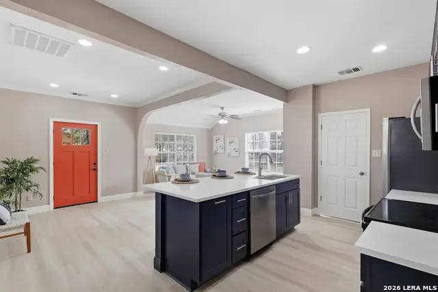 118 Tipton, San Antonio, TX 78204 - #2