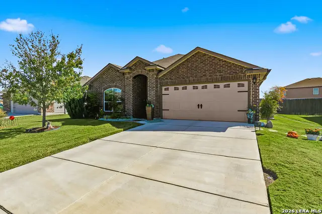 1321 W Nolte Farms, Seguin, TX 78155 - #2