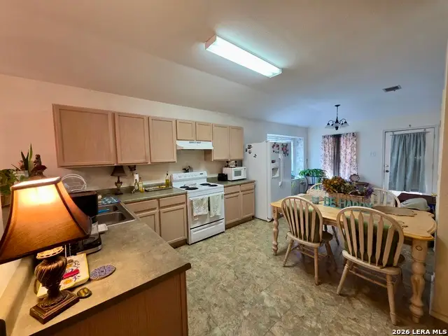 5231 Canary, San Antonio, TX 78222 - #3