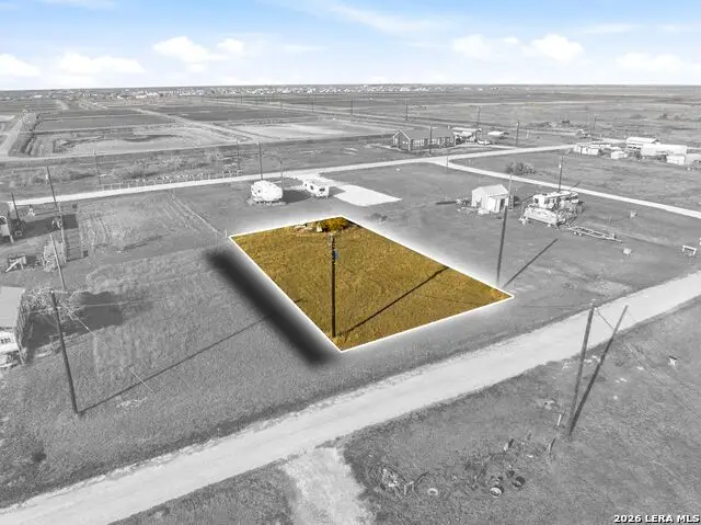 39 Kingfish Lane, Palacios, TX 77465 - #1