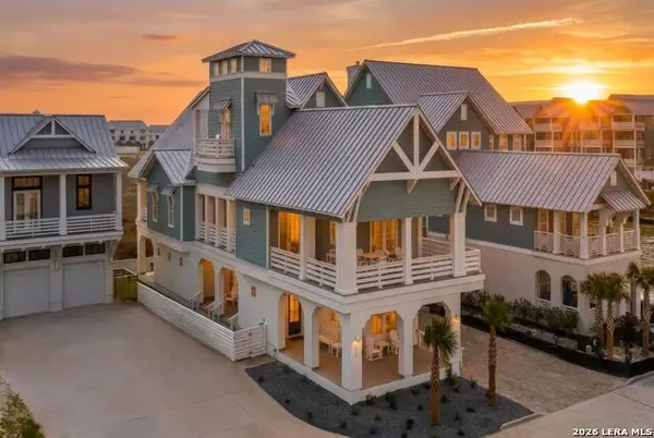 217 Sweet Bay St, Port Aransas, TX 78373