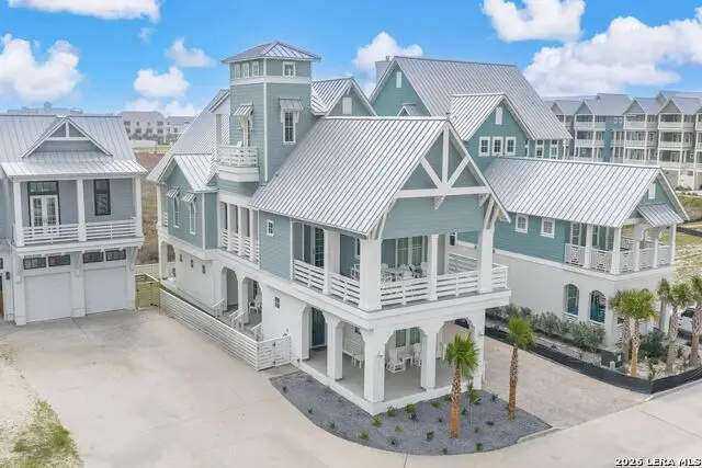 217 Sweet Bay St, Port Aransas, TX 78373 - #2