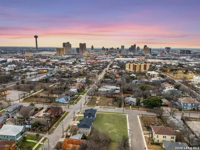 903/907 Dawson, San Antonio, TX 78202 - #2