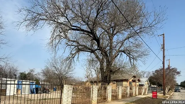 3127 W. Travis, San Antonio, TX 78207 - #3