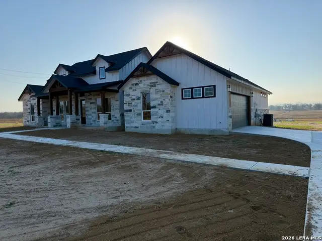 712 County Road 320, Floresville, TX 78114 - #3