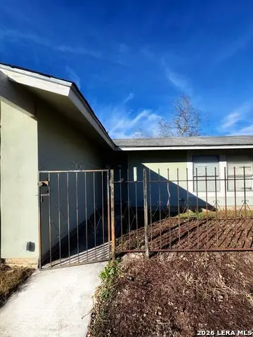 5611 Green Manor St, San Antonio, TX 78223 - #2