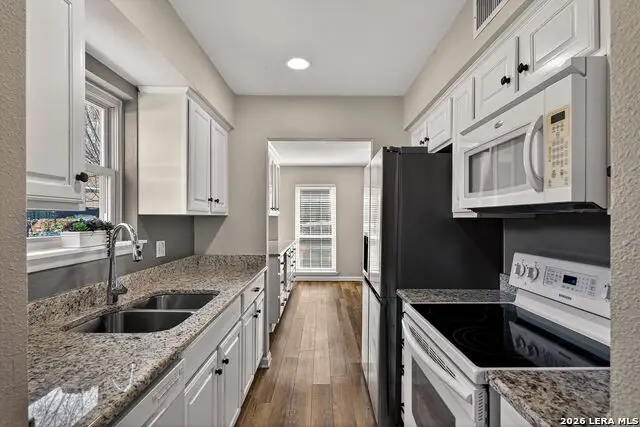 1045 Shook #105 B, Olmos Park, TX 78212 - #3