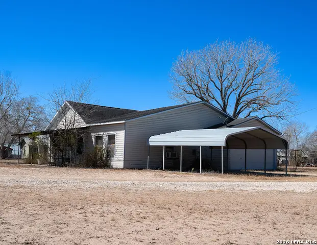 1580 Middle Rd, George West, TX 78022 - #3