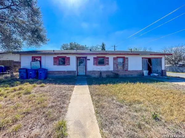 1000 Crockett, Beeville, TX 78102