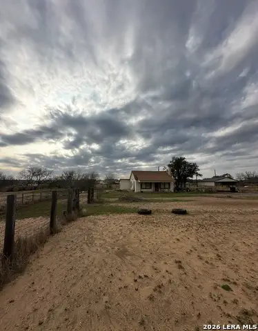 86 Fm 478, Floresville, TX 78114 - #1