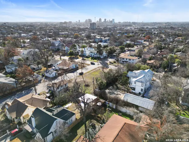 1003 W Woodlawn Ave, San Antonio, TX 78201 - #2