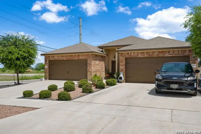 1100/1102 Stanley, Seguin, TX 78155 - #3